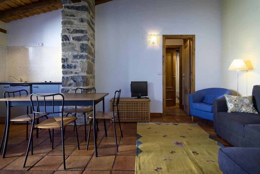 Berdun Casa Sarasaゲストハウス 部屋 写真
